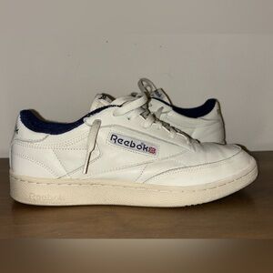 Reebok Sneakers